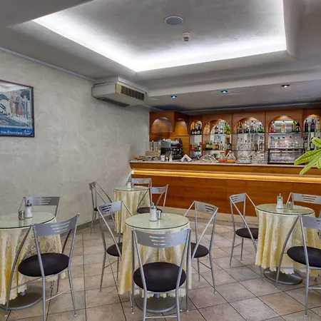 Otel La Posta Arezzo 3*